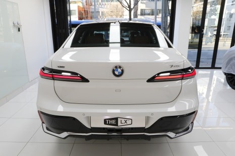 BMW 프로모션 많이 받고 출고한 740i 썬팅(카슈타인)