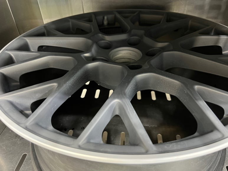 순천휠복원, 포르쉐911카레라4S 휠 새것처럼 복원 완료! / 전남 순천