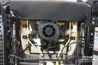 쏘렌토 MQ4 통풍시트 순정 옵션 작업-노블시트 안양점 / 안양 동안구