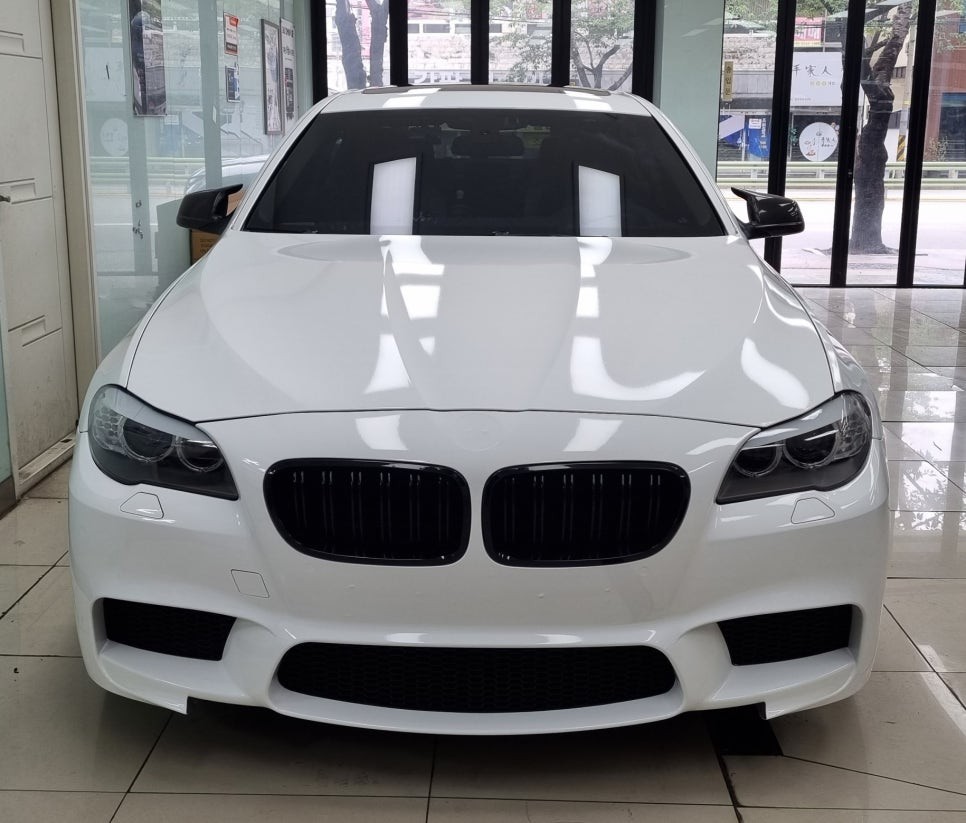 진해 창원 마산 루마썬팅 BMW 528i (F10) 전체 랩핑 시공 :)