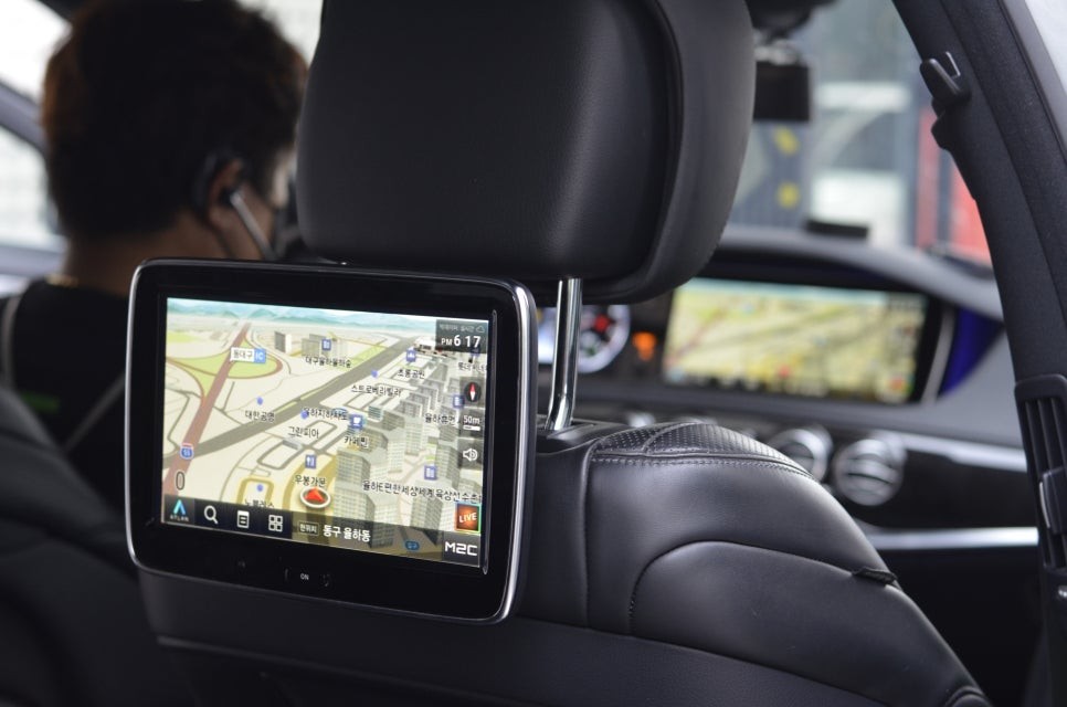 벤츠 S500 대구 네비 매립, M2C200A으로 설치했어요