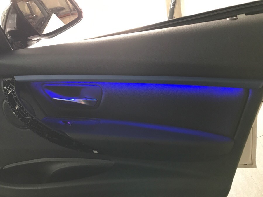 부산엠비언트 bmw3시리즈도어무드등 / 부산 수영구 광안동