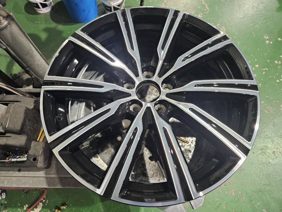 대구/경산/휠도색/휠수리/휠복원/잘하는곳/볼보/XC60/19인치/순정휠/다이아컷팅/분체휠도색