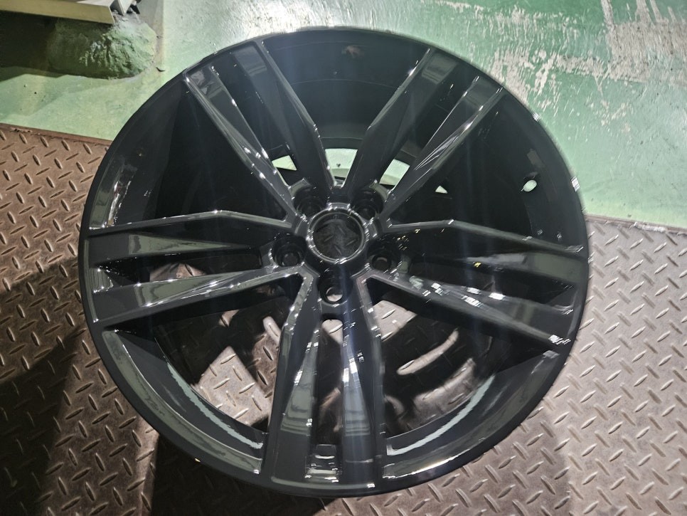 대구/경산/휠도색/휠수리/휠복원/잘하는곳/카마로SS/20인치/순정휠/블랙유광/분체휠도색/휠굴절