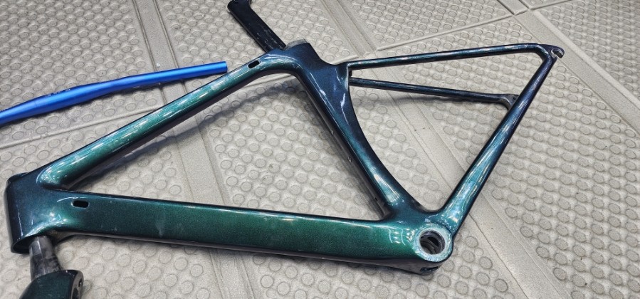 경기도 양주 하이브리드 로드 자전거 도색 (ps 레인보우펄 베르사체 st 커스텀) / 양주, 구리, 의정부