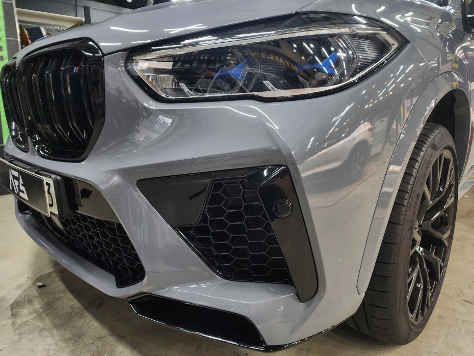 BMW X5 M 비닐 프로그 나르도 그레이로 전체랩핑 하남 미사 송파 위례 강동 랩핑전문 니드포스피드