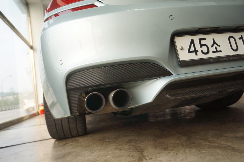 SKIN GARAGE + BMW M6랩핑 + M6부분랩핑 + M6커스텀데칼 + 라인데칼 + 포인트랩핑 / 성남시 분당구 동원동