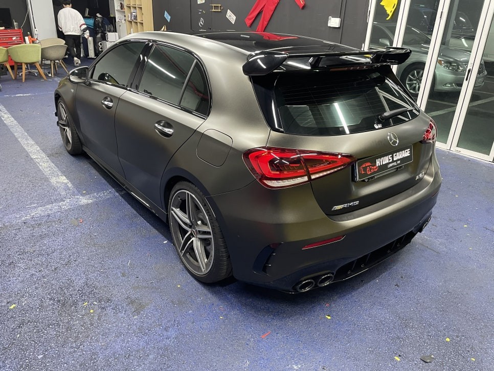<부산랩핑,부산ppf,부산자동차랩핑>벤츠 A45 AMG 사틴 골드더스트블랙 전체랩핑 3m 2080 / 부산 강서구 명지동
