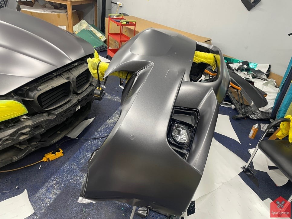 부산랩핑 전문점 현스게러지 BMW F10 5시리즈 사틴 다크 그레이 전체랩핑 시공 소개 / 부산 강서구 명지동