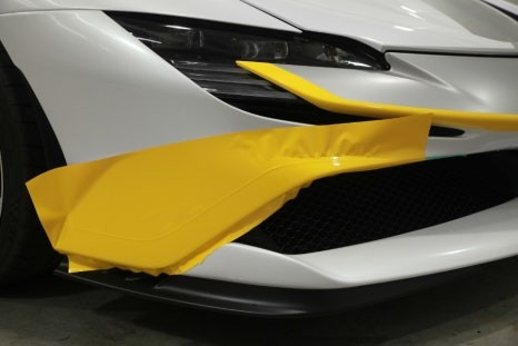 부산 랩핑 전문 – 페라리 SF90 전체랩핑 + 블랙 하이글로시 PPF 완벽 시공 사례 / 부산 강서구 명지동