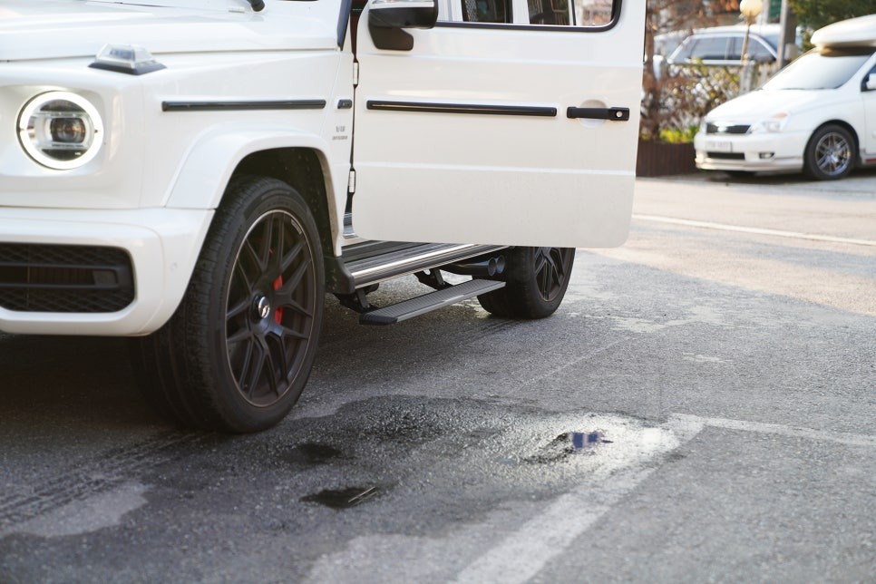 지바겐 G63 브라부스 가변머플러 , 전동 스텝 BRABUS