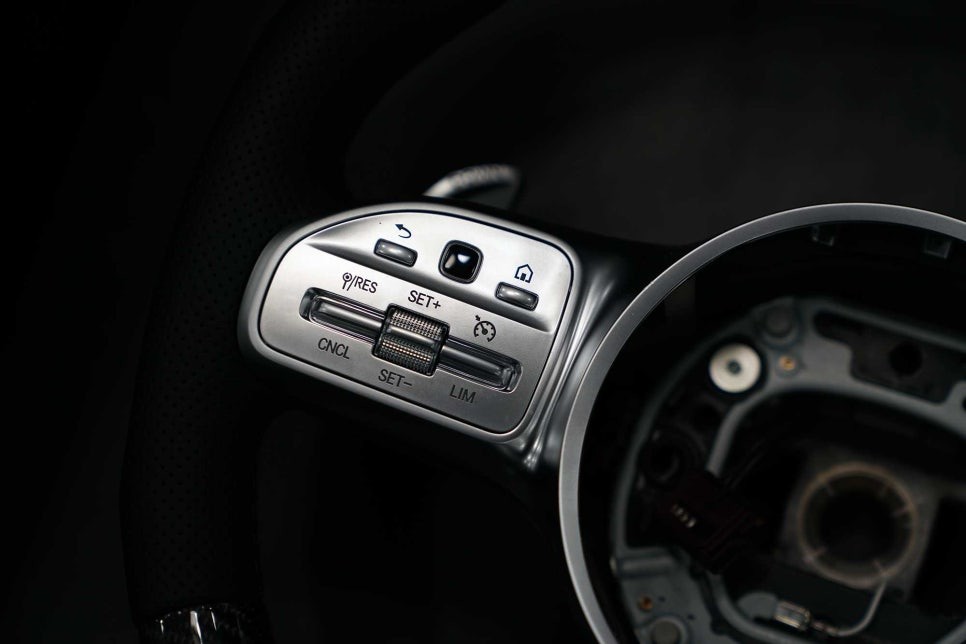 벤츠 지바겐 W463 G63AMG ,G500, G350, G5004X4 AMG 카본 D 컷 핸들 W222,W203,W213,W166 / 경기 성남 분당