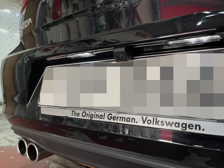 폭스바겐 후방카메라 순정 방식으로 교체 골프 7세대 순정 모니터 그대로 장착 / 성수, 동대문, 광진구