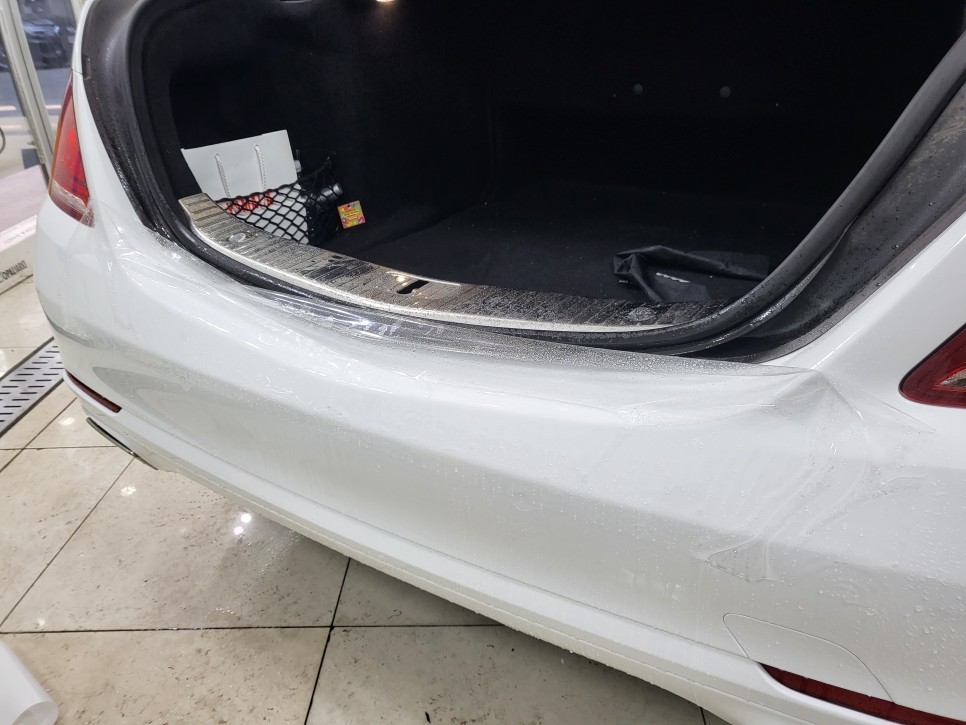 벤츠 S클래스 올드한 실버에서 깔끔한 화이트로 전체랩핑 / 에이버리데니슨 유광화이트 / S클래스 랩핑 전문점 / 인천랩핑 / 인천 서구, 부평, 부천