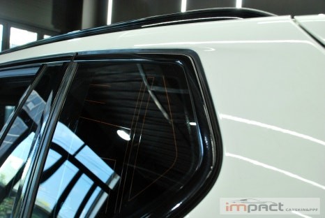 수원 랩핑 BMW X3 윈도우몰딩 유광블랙 크롬죽이기/크롬딜리트