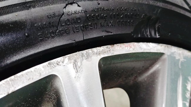 소나타 Y20 18인치 다이아커팅 및 휠복원 작업 완료했습니다. / 부천시 소사구