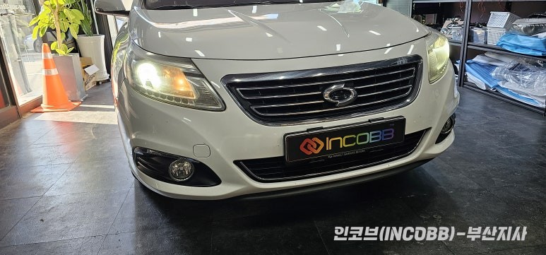 부산 뉴 SM5 플래티넘 자동차검사 불합격 광도미달 수리 반사판 교체, LED 전조등 교체 / 부산진구