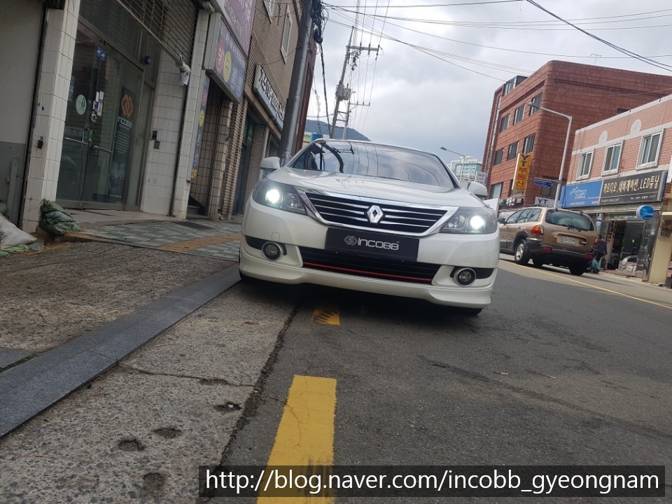 인코브(INCOBB) 경남지사 - SM5 라구나 PHILIPS 48W 파워 LED 전조등 + 확장캡 작업 / 경남 양산