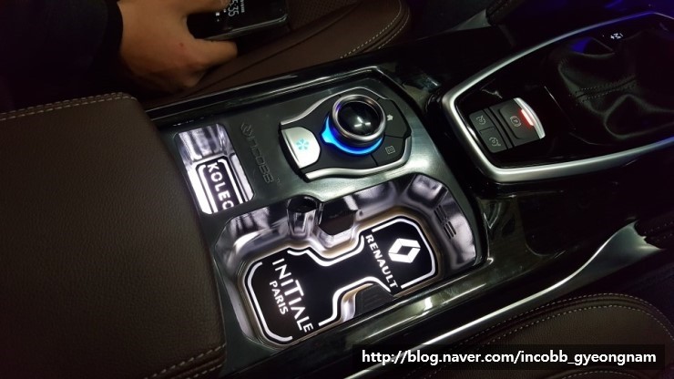 QM6 조그셔틀 및 RENAUT KOLEOS 컵홀더 작업 / 경남 양산