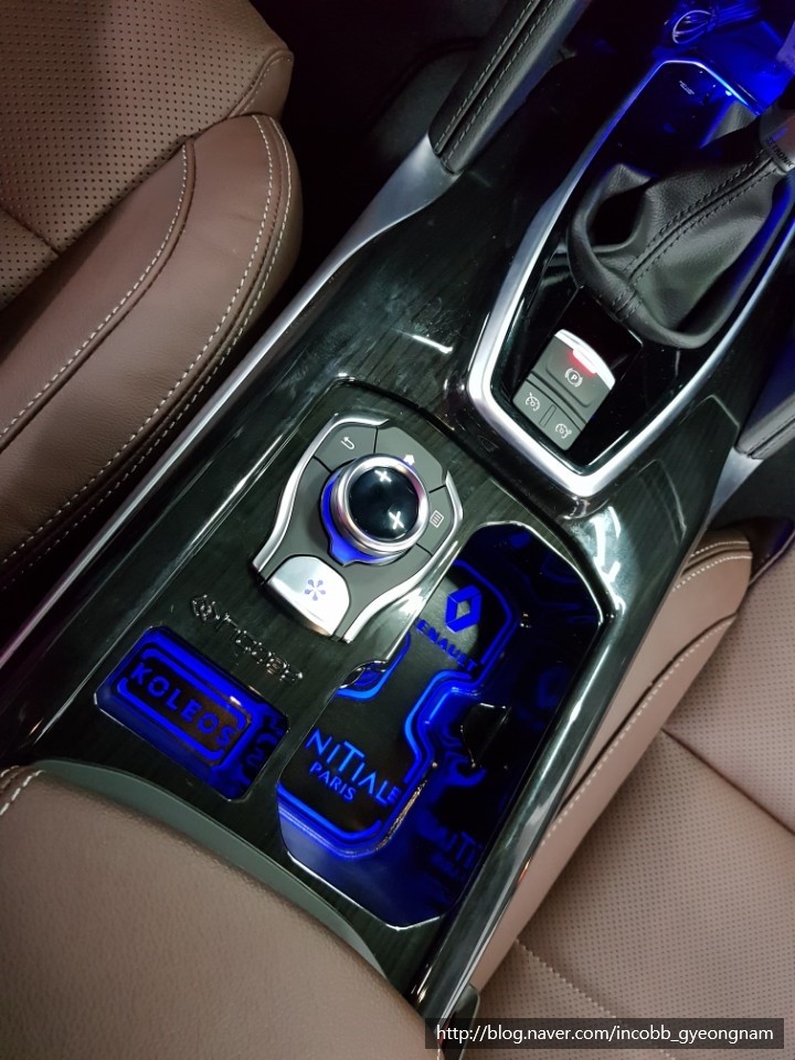 인코브(INCOBB) 경남지사 - QM6 조그셔틀 및 엠비언트연동 컵홀더 FULL 코딩 작업 / 경남 양산