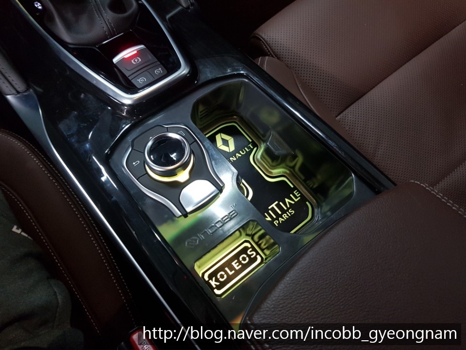 인코브(INCOBB) 경남지사 - QM6 조그셔틀 및 RENAUT KOLEOS 컵홀더 작업 / 경남 양산