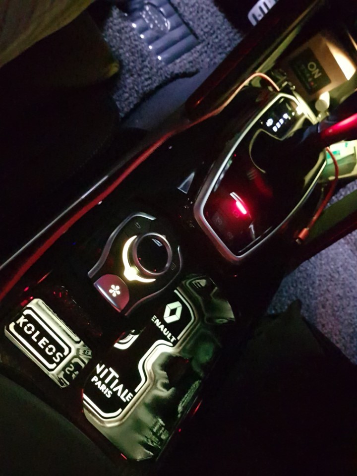 인코브(INCOBB) 경남지사 - QM6 조그셔틀 및 엠비언트연동 컵홀더 9월 행사 진행! / 경남 양산