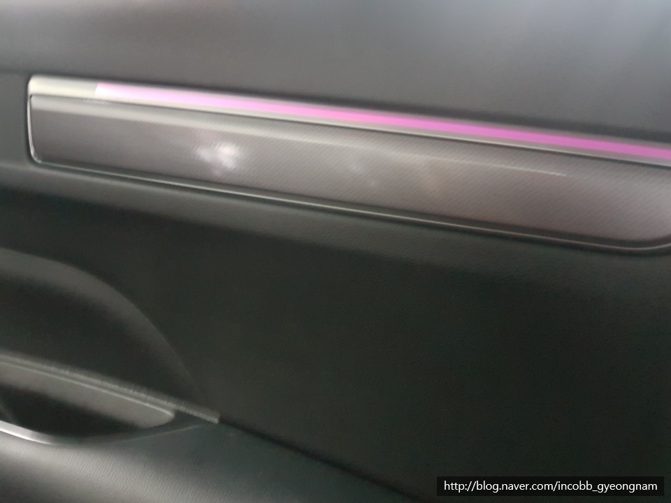 QM6 순정도어엠비언트.포켓엠비언트 작업 / 경남 양산