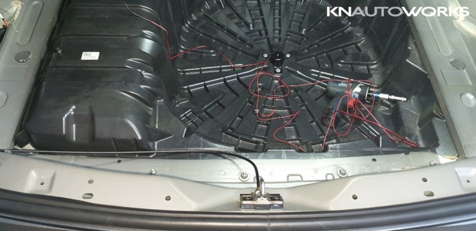 SM6 튜닝 전동트렁크(풋센서 포함) 장착 / 경남 양산