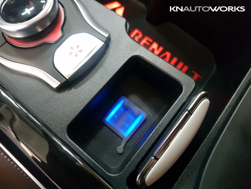 QM6 튜닝 이노베이션 조그 LED 컵플레이트 장착 / 경남 양산