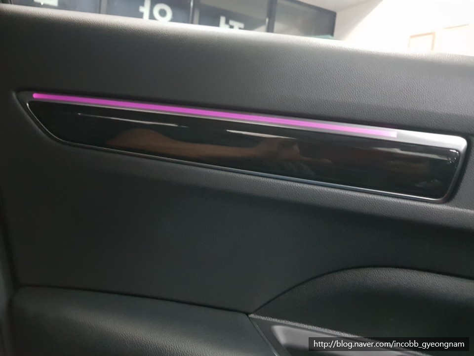 QM6 3대한정 엠비언트 장착행사! / 경남 양산