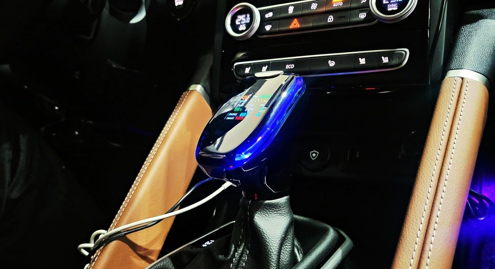 더뉴QM6 디지털 기어봉 튜닝 하나만 해도 실내 디자인 감성 완전 달라집니다. 인천 서울 김포 일산 고양 덕양 파주 검단 계양 청라 부천 부평 송내 가양 마포 은평 가산 / 김포 고촌읍