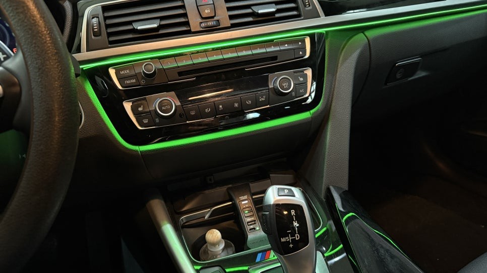 BMW 3GT 엠비언트라이트 시공기, 비노출 순정형으로 품격 업! / 김포 고촌읍