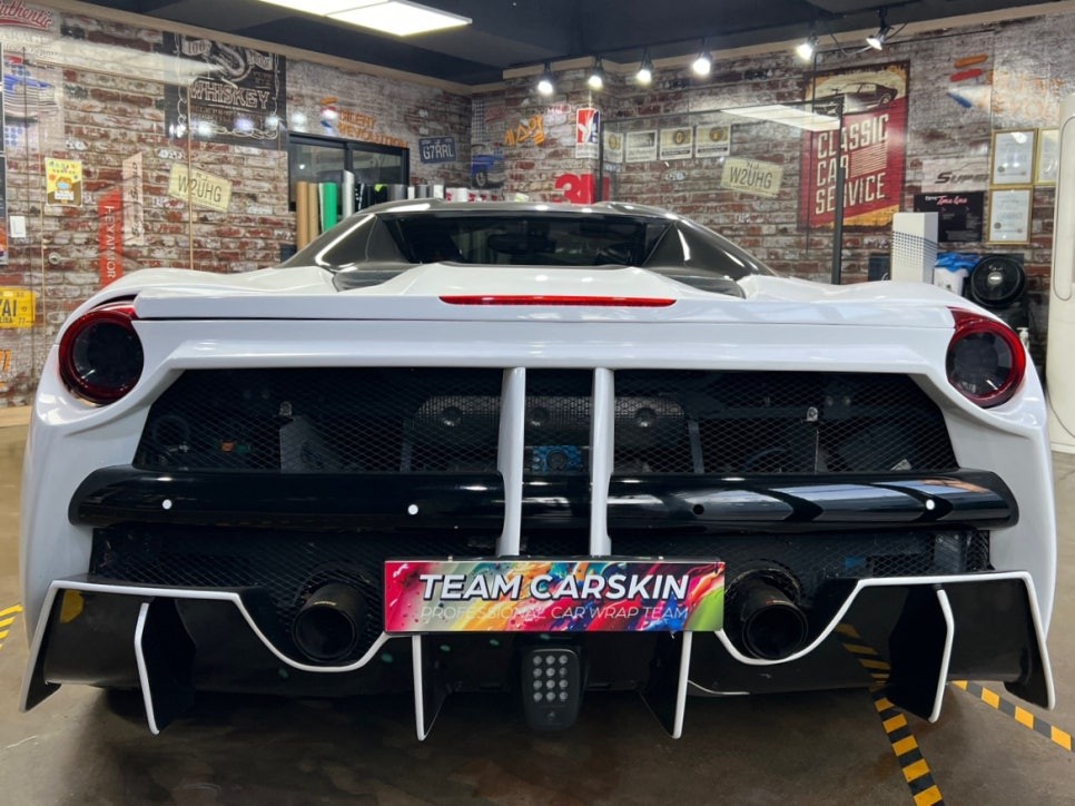 [팀카스킨 서초] 페라리 488 전체랩핑 제거 / 서초구 방배동