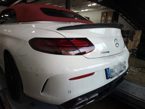 메르세데스 벤츠 w205 C63 AMG 카브레올레 테일램프 톤다운 스모그 필름 랩핑 시공