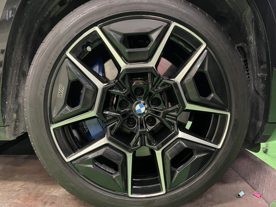 BMW XM 휠복원