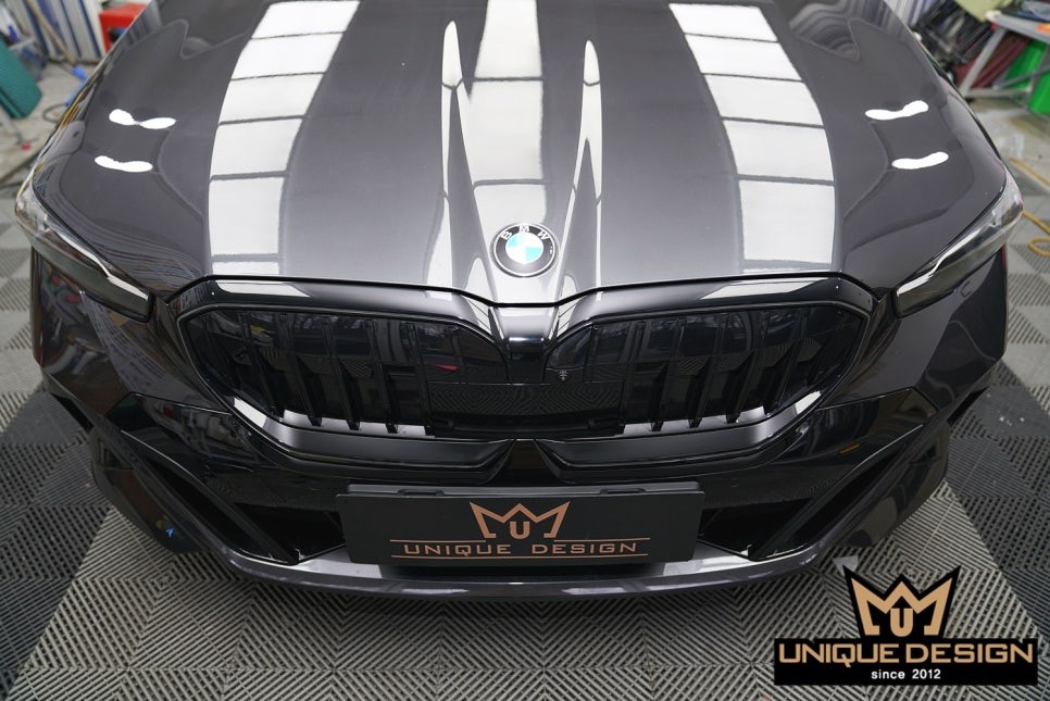 BMW G60 5시리즈 그릴랩핑- 고광택으로 랩핑하여 아이코닉글로우 살리기