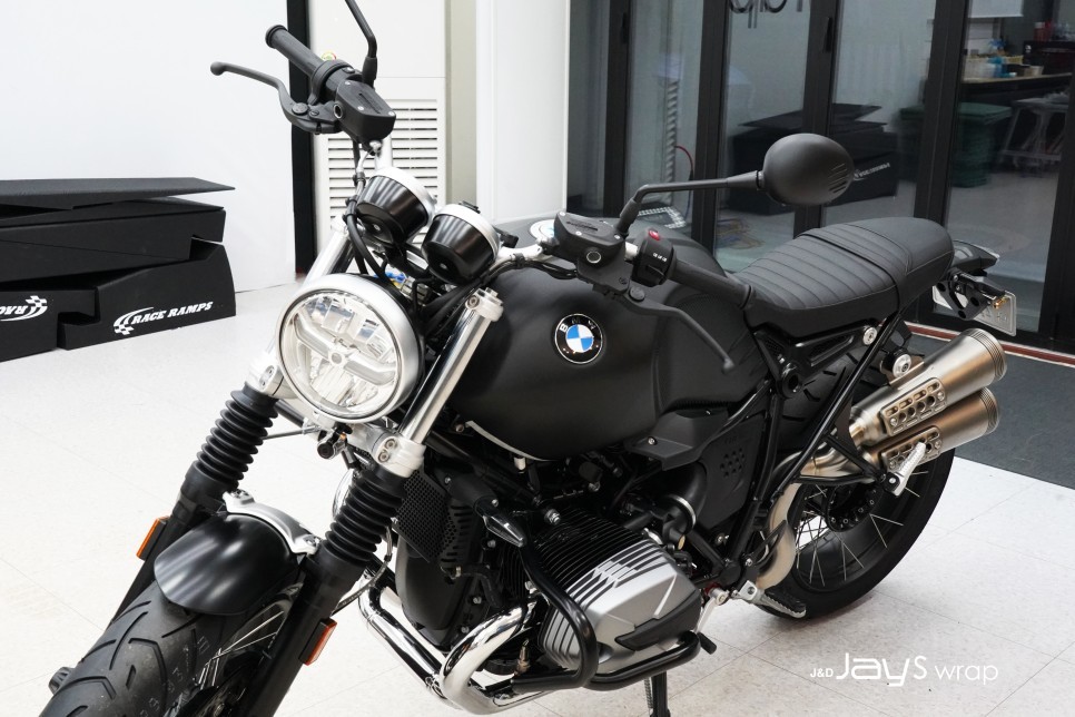 강남랩핑[제이스랩] ::BMW RnineT 알나인티 바이크랩핑 드레스업 / 강남, 서초, 선릉
