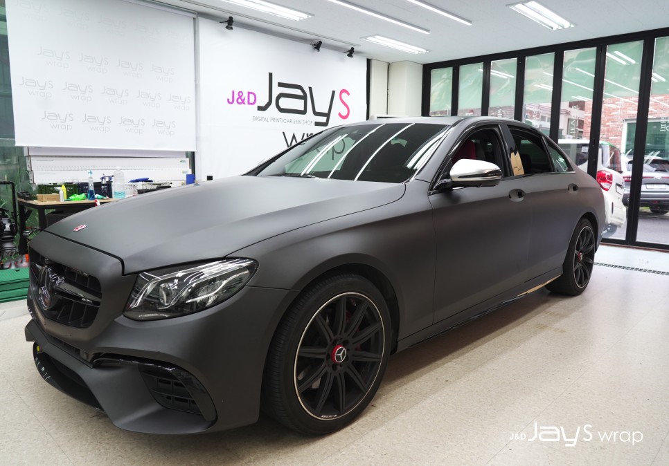 강남랩핑[제이스랩]:: 벤츠 E63 AMG 무광 다크그레이 전체랩핑/ LB필름 / 강남, 서초, 선릉