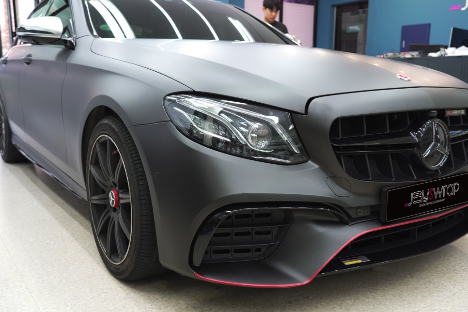 강남랩핑[제이스랩]:: 벤츠 E63 AMG 무광 다크그레이 전체랩핑/ LB필름 / 강남, 서초, 선릉