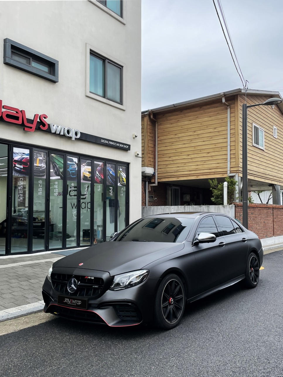 강남랩핑[제이스랩]:: 벤츠 E63 AMG 무광 다크그레이 전체랩핑/ LB필름 / 강남, 서초, 선릉