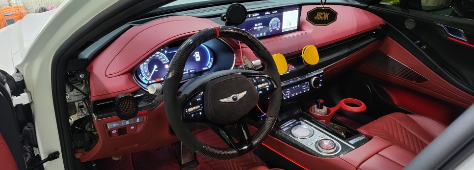 제네시스 GV70 카본핸들 알칸타라 셋팅 출고. / 오산 서부로