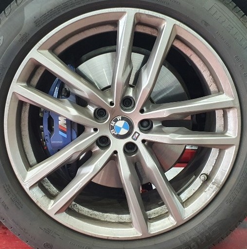 대전.충청 / 대전수입차 휠복원 bmw x4 블랙유광도색 / 대전 복용동 / 대전