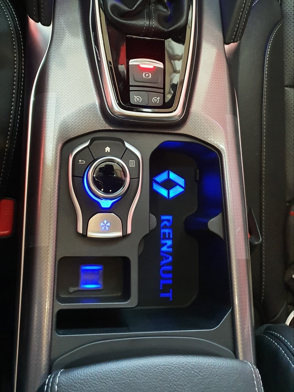 동아비젼 이노베이션 QM6조그셔틀 / 부산, 김해