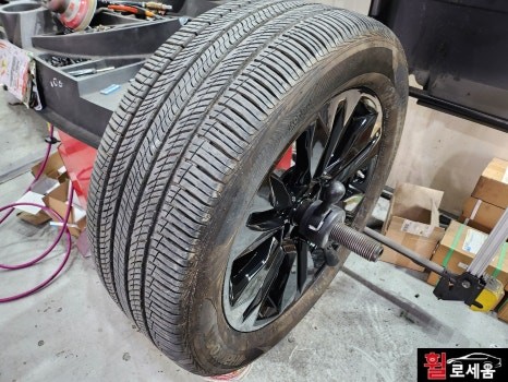 대구 모하비 더마스터 20인치 유광블랙 분체 휠도색 / 대전 휠로세움 / 대전 중구 안영동