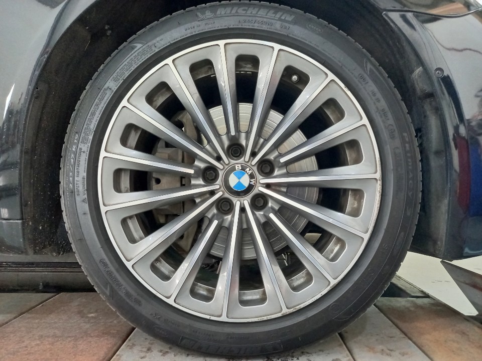 대전.충청 / 청주 휠복원 수입차 BMW 7시리즈 252M 19인치 순정휠 / 대전 중구 안영동 / 대전