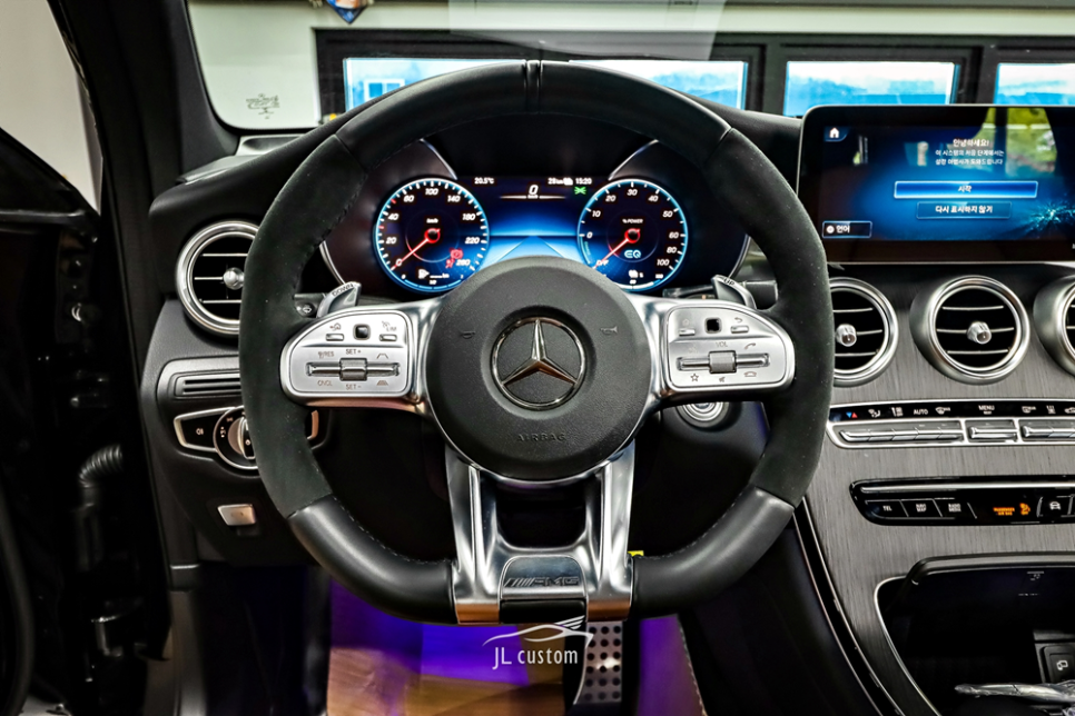 벤츠 GLC 43 AMG 스티어링 휠 / 순정 통풍시트 시공. / 제이엘커스텀 / 하남, 강동, 송파
