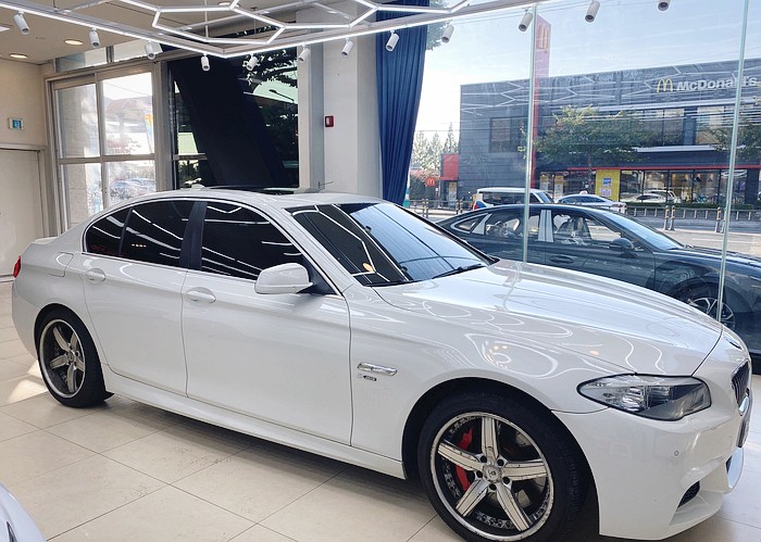 부산 BMW 5시리즈 3M 썬팅 CIR(세라믹IR) 재시공 썬팅 전문 덕천 카랜드