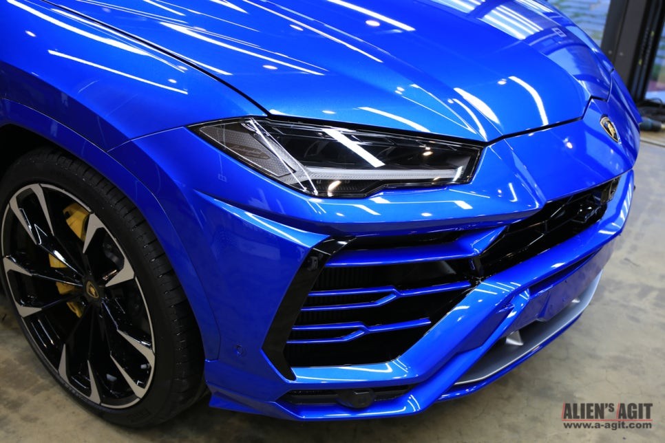 압도적인 파워로 무장한 슈퍼카 SUV - 람보르기니 우루스 / 성남시 분당구 운중동