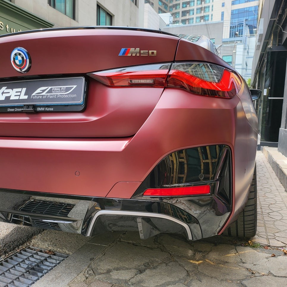 BMW i4 M50 Pro 어벤츄린 레드, 엑스펠 스텔스 PPF 로 무광 변신