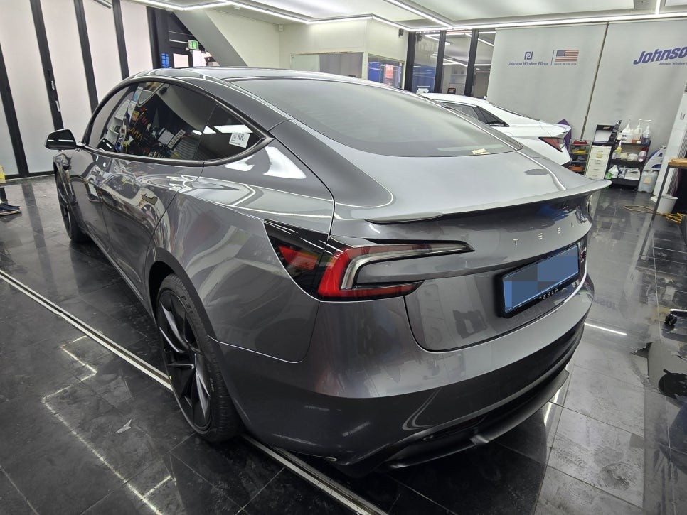 테슬라 모델3 하이랜드 퍼포먼스 퀵실버는 존슨썬팅이 최적화?! / 영등포구 당산동
